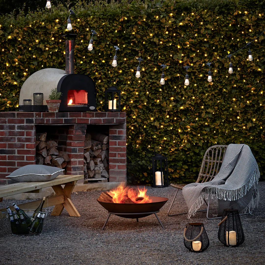 Koppelbare Lichternetze ✓ für Hecken & Bäume