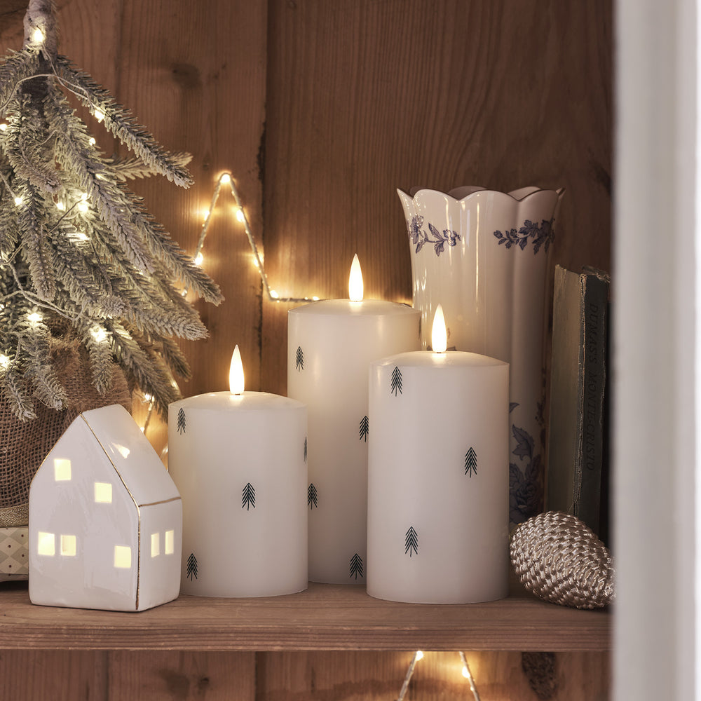 3er Set TruGlow® LED Kerzen Echtwachs mit Weihnachtsbäumen