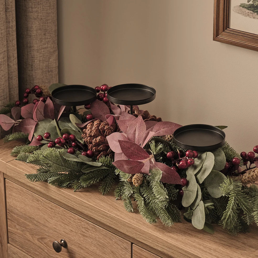 Weihnachtliches Tischgesteck mit 3 Kerzenhaltern für Stumpenkerzen