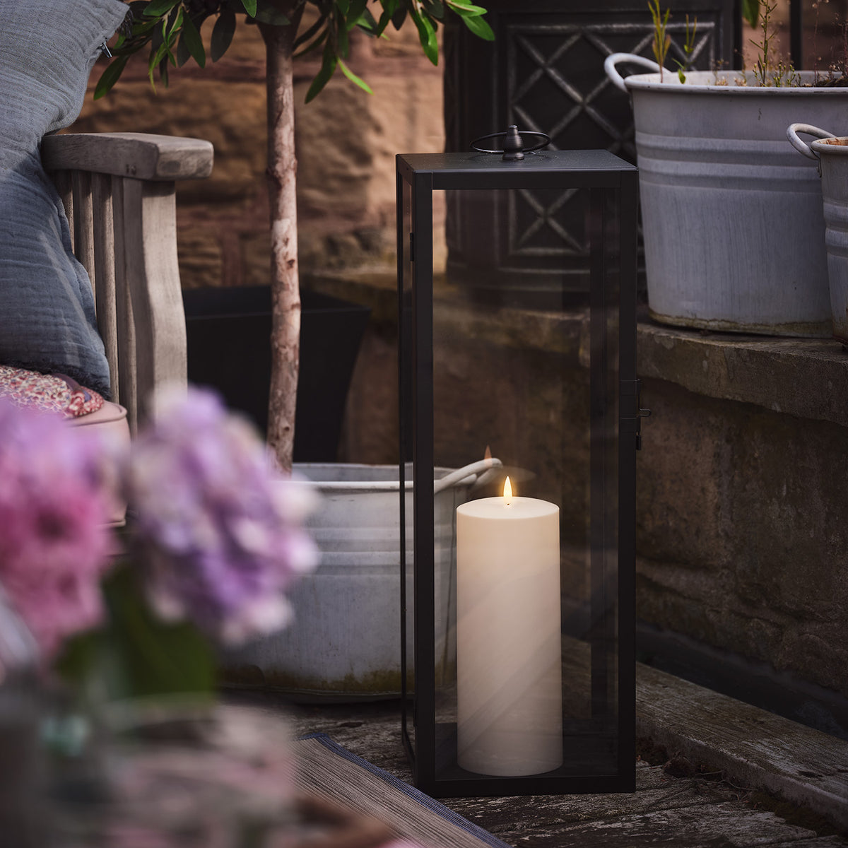 60cm Bowen Gartenlaterne mit TruGlow® Outdoor Kerze