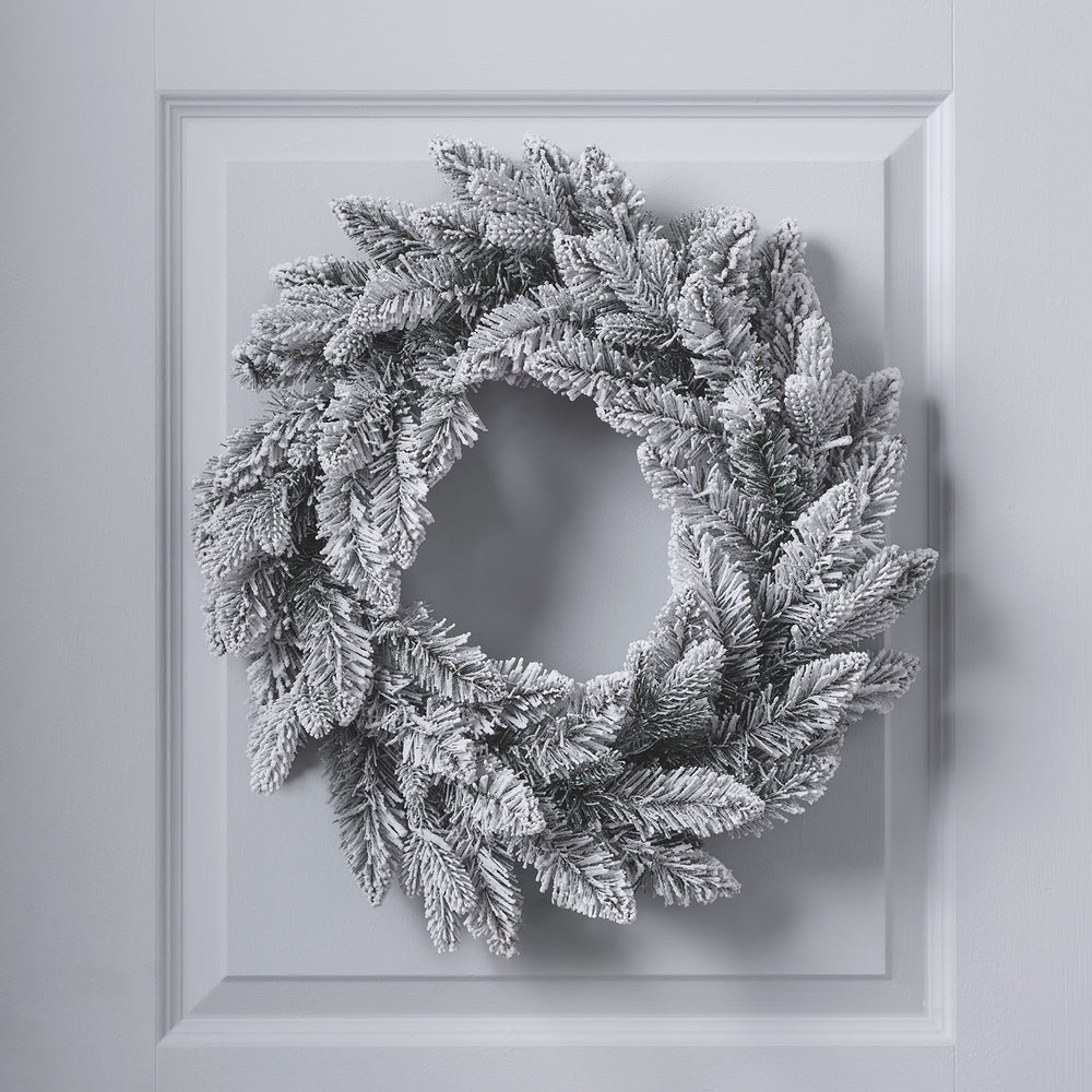 50cm Weihnachtskranz mit Schnee beleuchtet