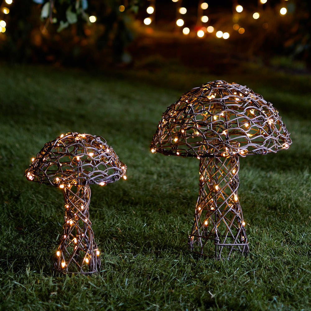 LED Pilz Deko aus Rattan