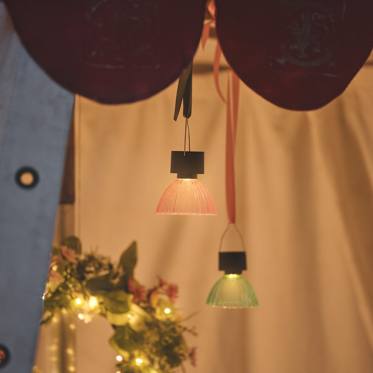 4er Set "Lustre" Solar-Hängeleuchten in Pastellfarben