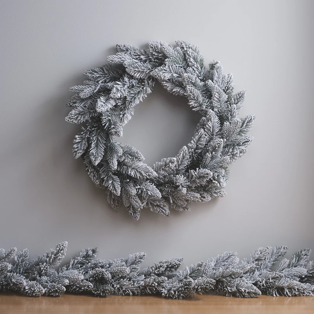 50cm Weihnachtskranz mit Schnee beleuchtet