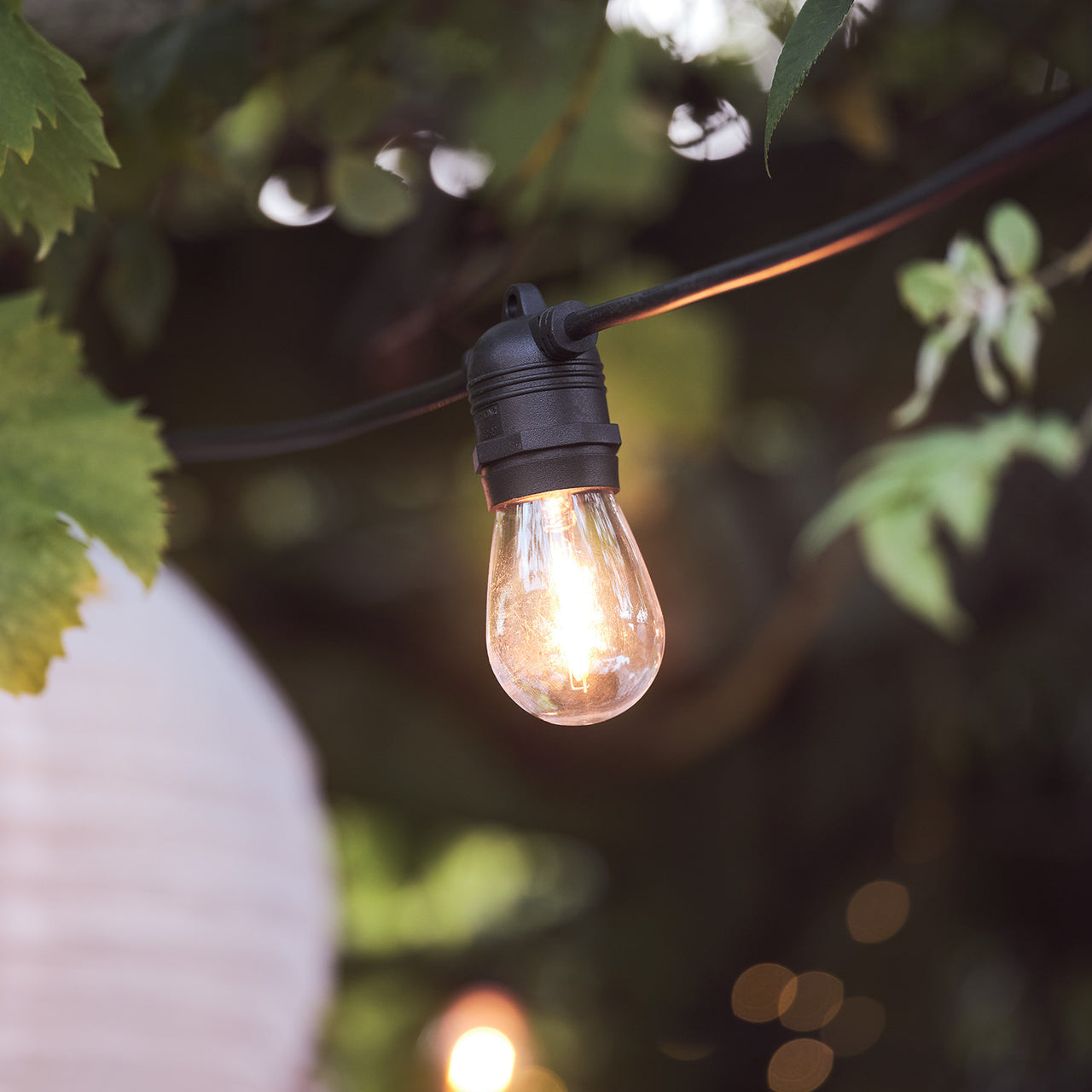 lichterkette camping Ultimate Connect 70er LED Lichterkette Glühbirnen warmweiß koppelbar schwarzes Kabel