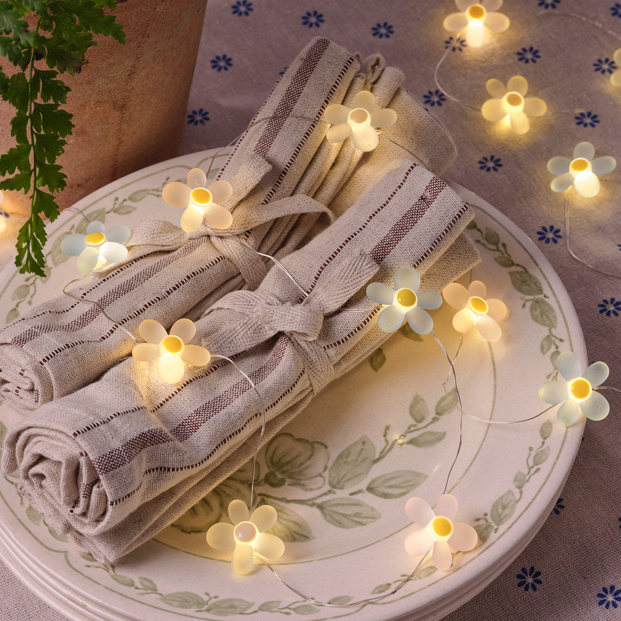 20er LED Micro Lichterkette außen Gänseblümchen