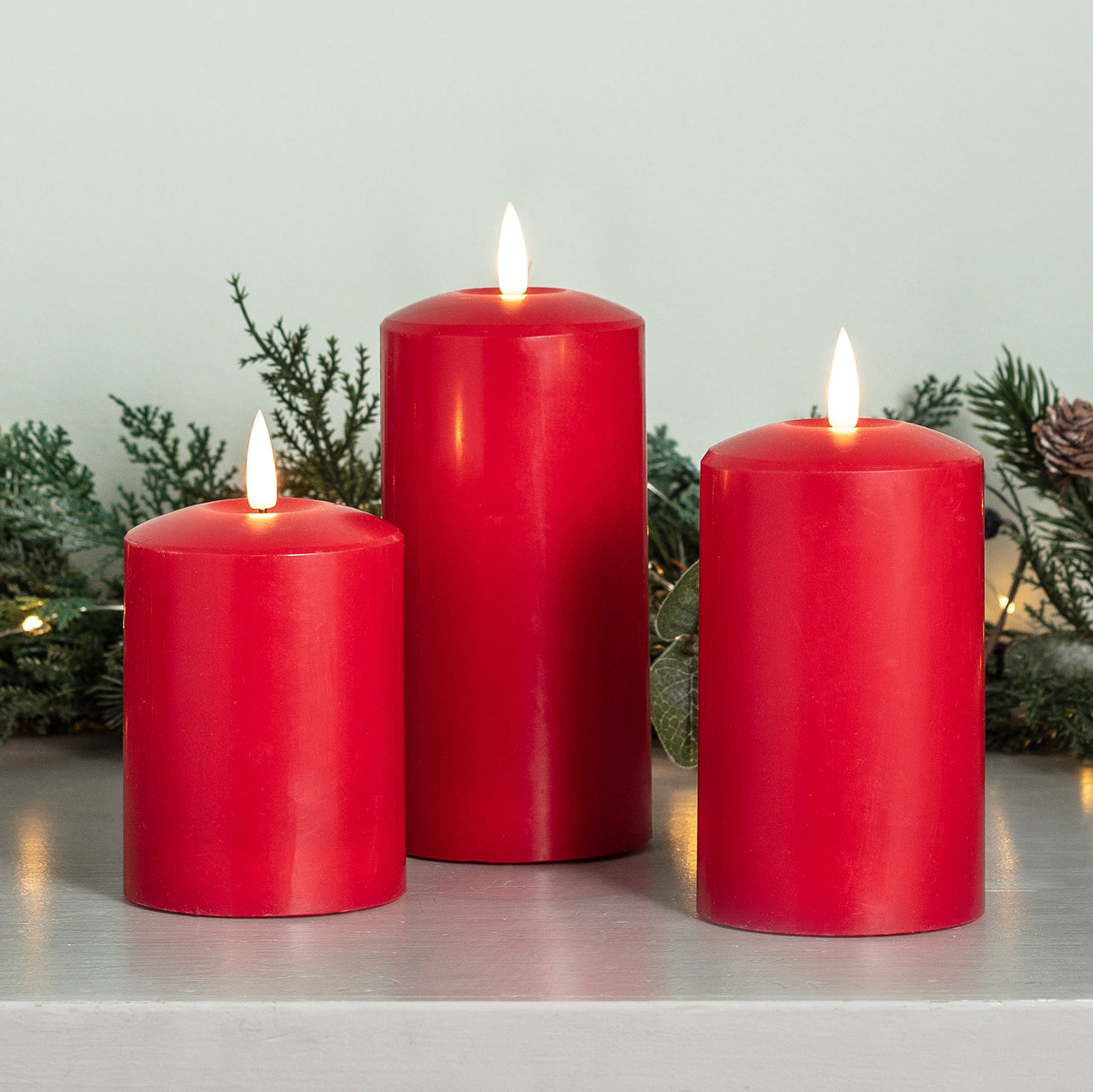 TruGlow® LED Kerzen Echtwachs Trio rot mit Fernbedienung