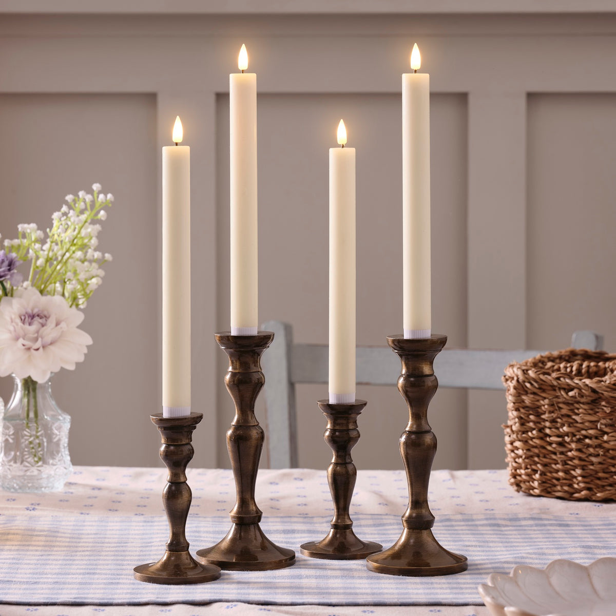 4er Set TruGlow® LED Stabkerzen