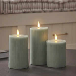 3er Set TruGlow® LED-Stumpenkerzen salbeigrün