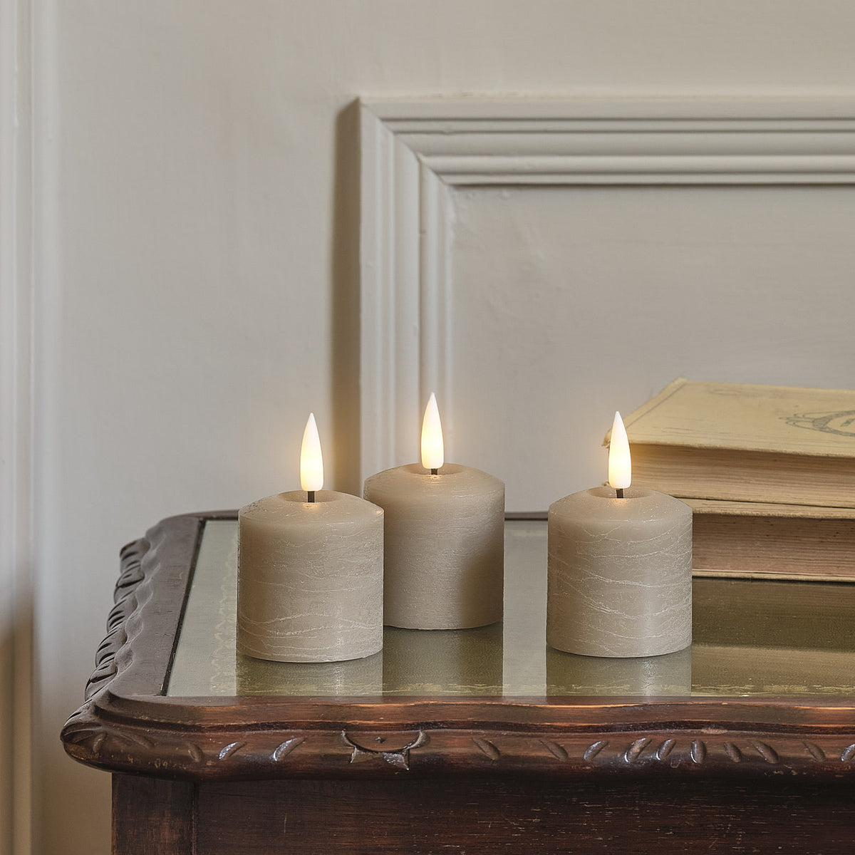 3 TruGlow® LED-Votivkerzen in Taupe mit Fernbedienung