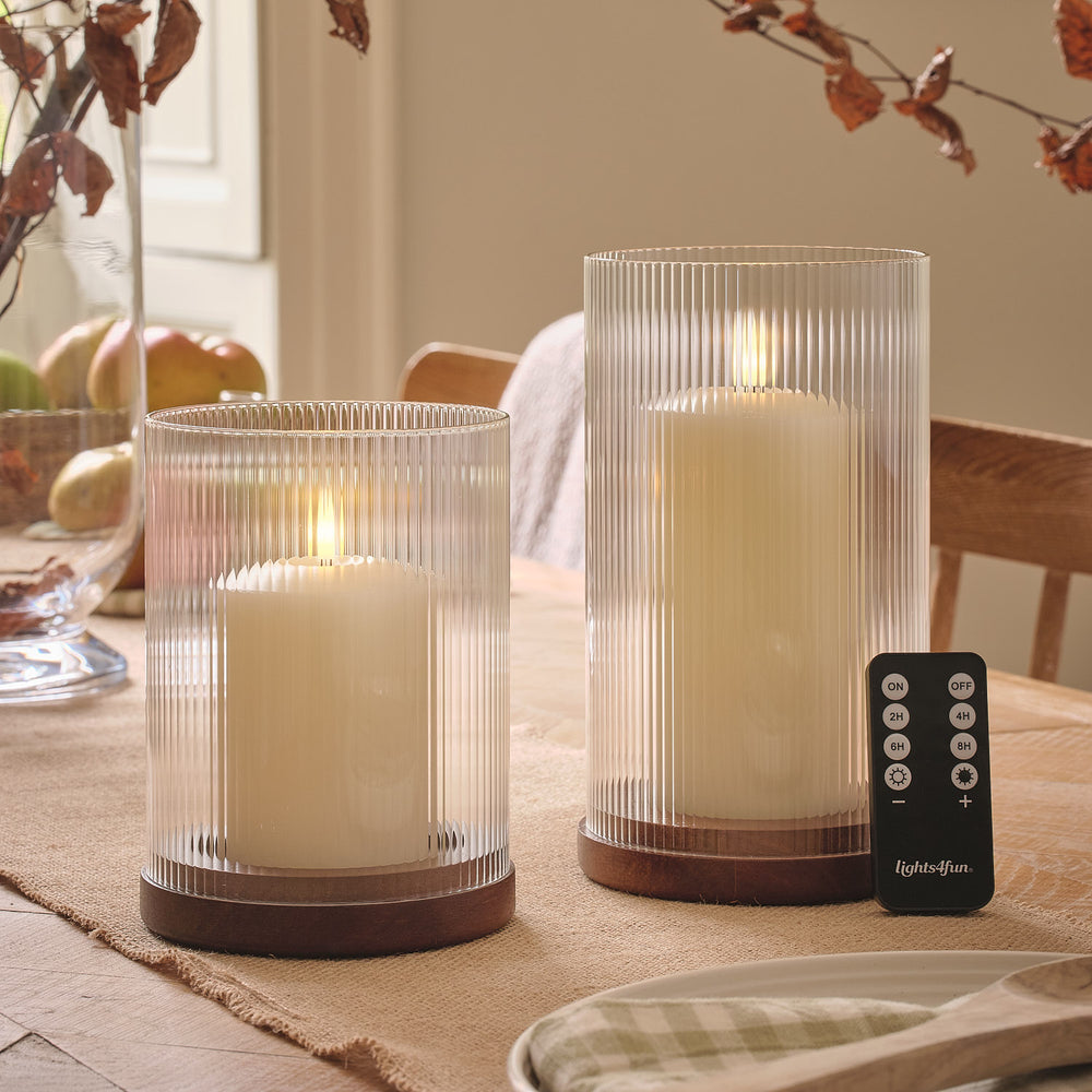2er Set TruGlow® LED-Windlichter aus geriffeltem Glas mit Fernbedienung