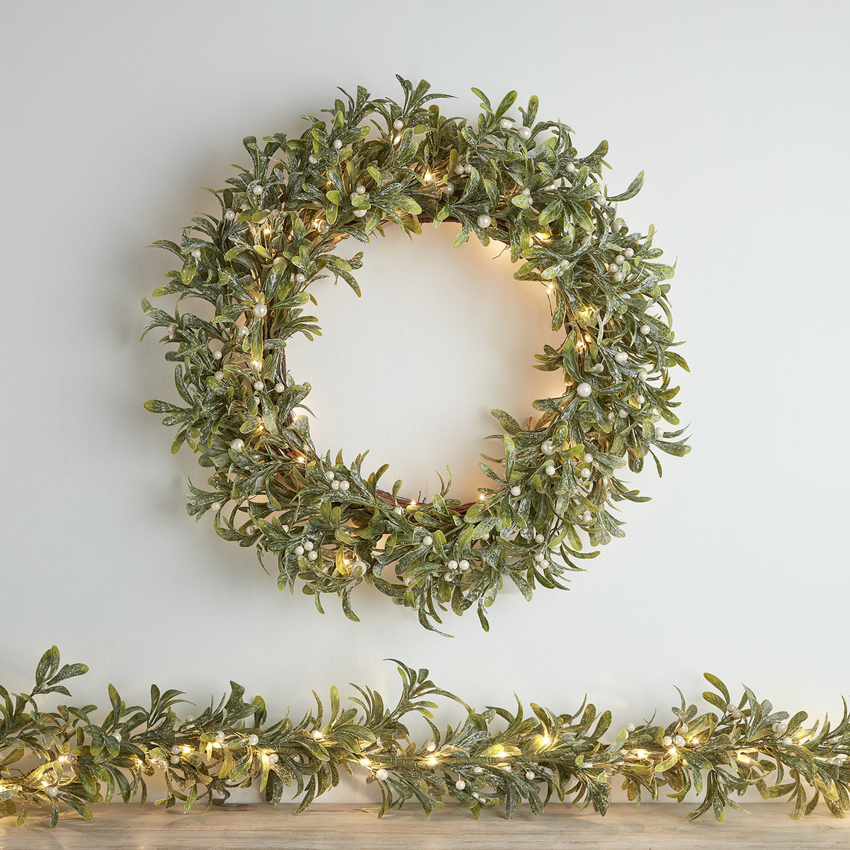 60cm Weihnachtskranz und Weihnachtsgirlande Mistelzweig mit Beleuchtung