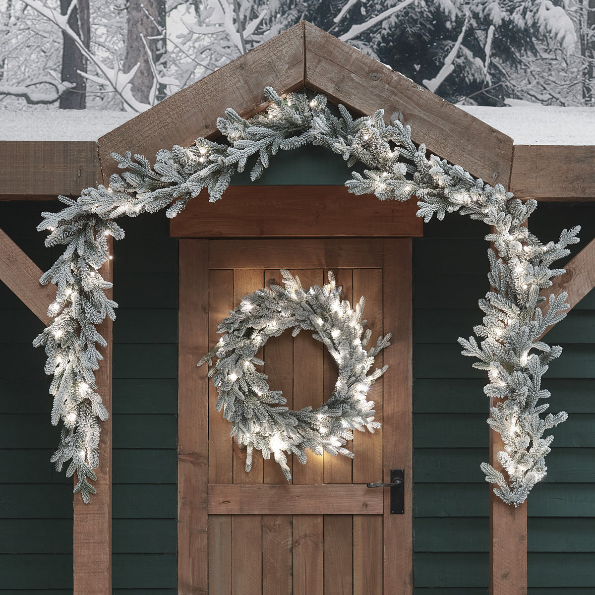 60cm verschneiter Outdoor-Kranz und Weihnachtsgirlande mit Beleuchtung