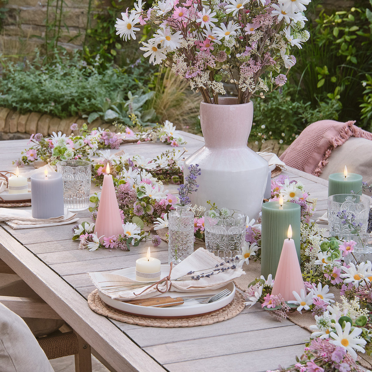 3er Set Kunstblumensträuße „Daisy Dreams“ mit Keramikvase 30 cm in Rosé