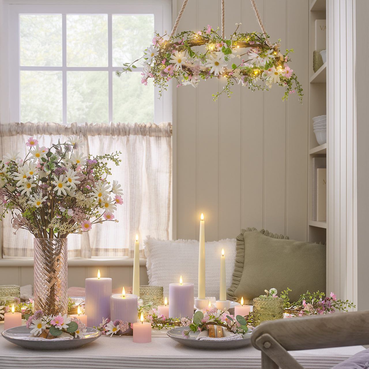 Künstlicher Tulpenstrauß mit Vase im Set in Buttergelb & Blush Pink