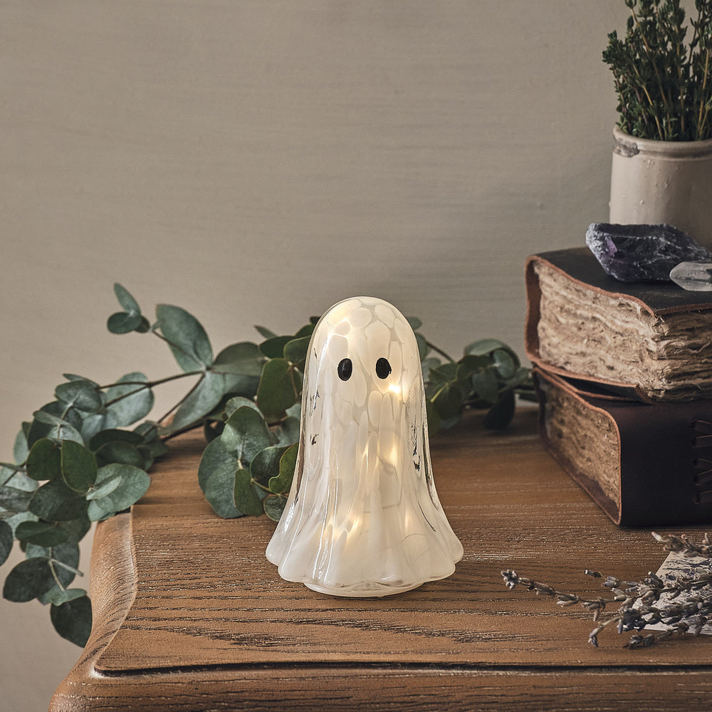 Kleiner Gertie LED-Halloween-Geist aus Konfetti-Glas mit Timer beleuchtet