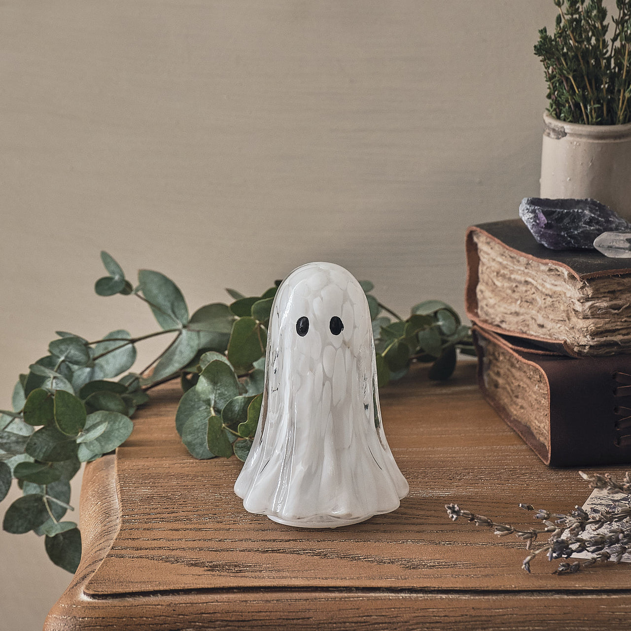 Kleiner Gertie LED-Halloween-Geist aus Konfetti-Glas mit Timer unbeleuchtet