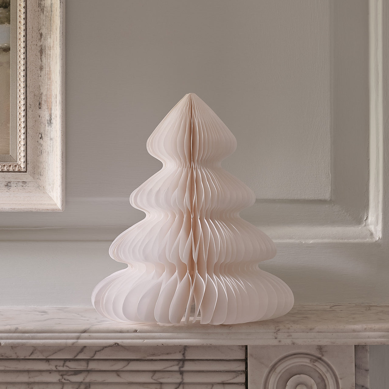 28cm Weihnachtsbaum aus Papier weiß