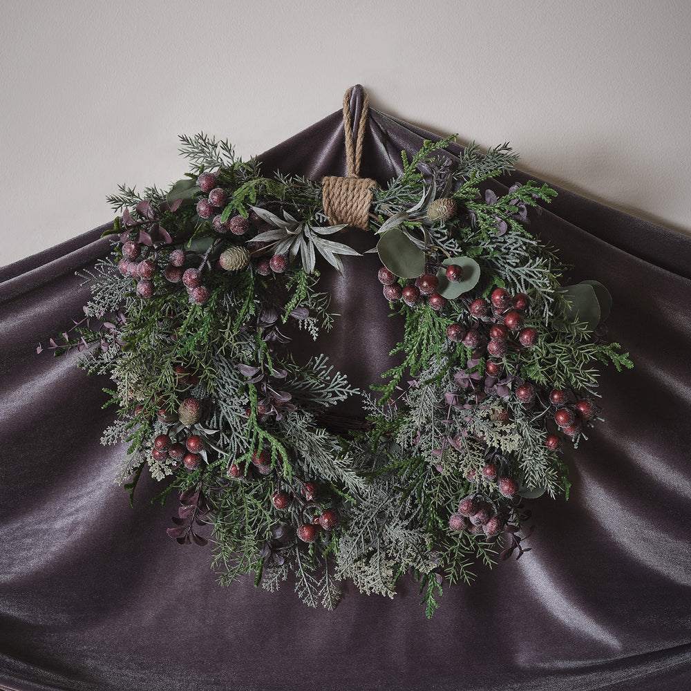 40cm Herz Kranz mit lila Beeren beleuchtet