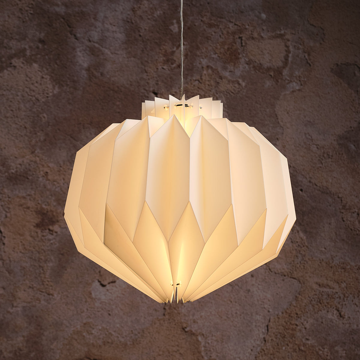 Batteriebetriebene LED-Papier-Pendelleuchte Shrewsbury in Warmweiß