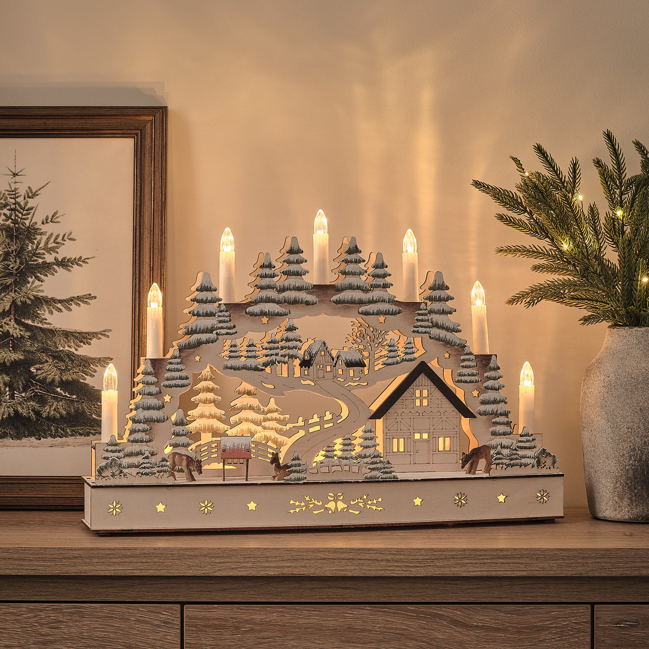 35cm LED Winterlandschaft aus Holz mit Blockhütte und 6-Stunden-Timer