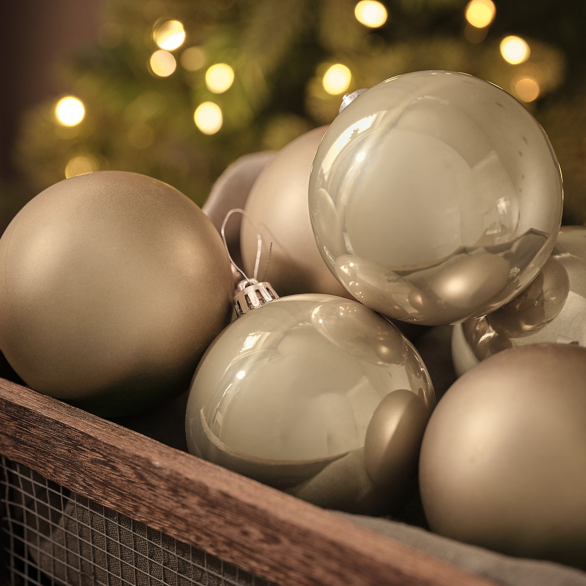 6er-Set Große Bronzefarbene Christbaumkugeln