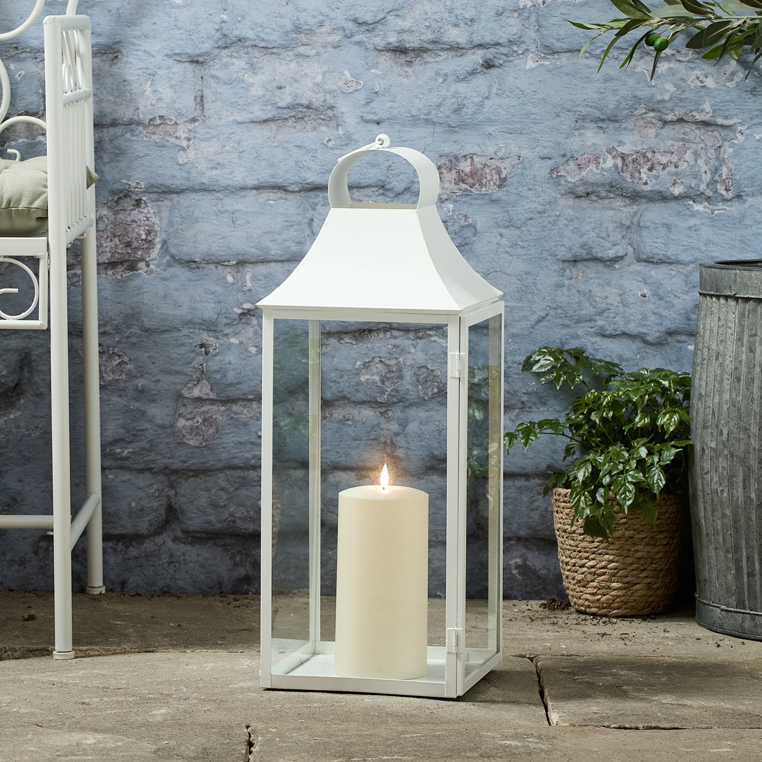 59cm Albury Gartenlaterne weiß mit TruGlow® Outdoor Kerze online kaufen