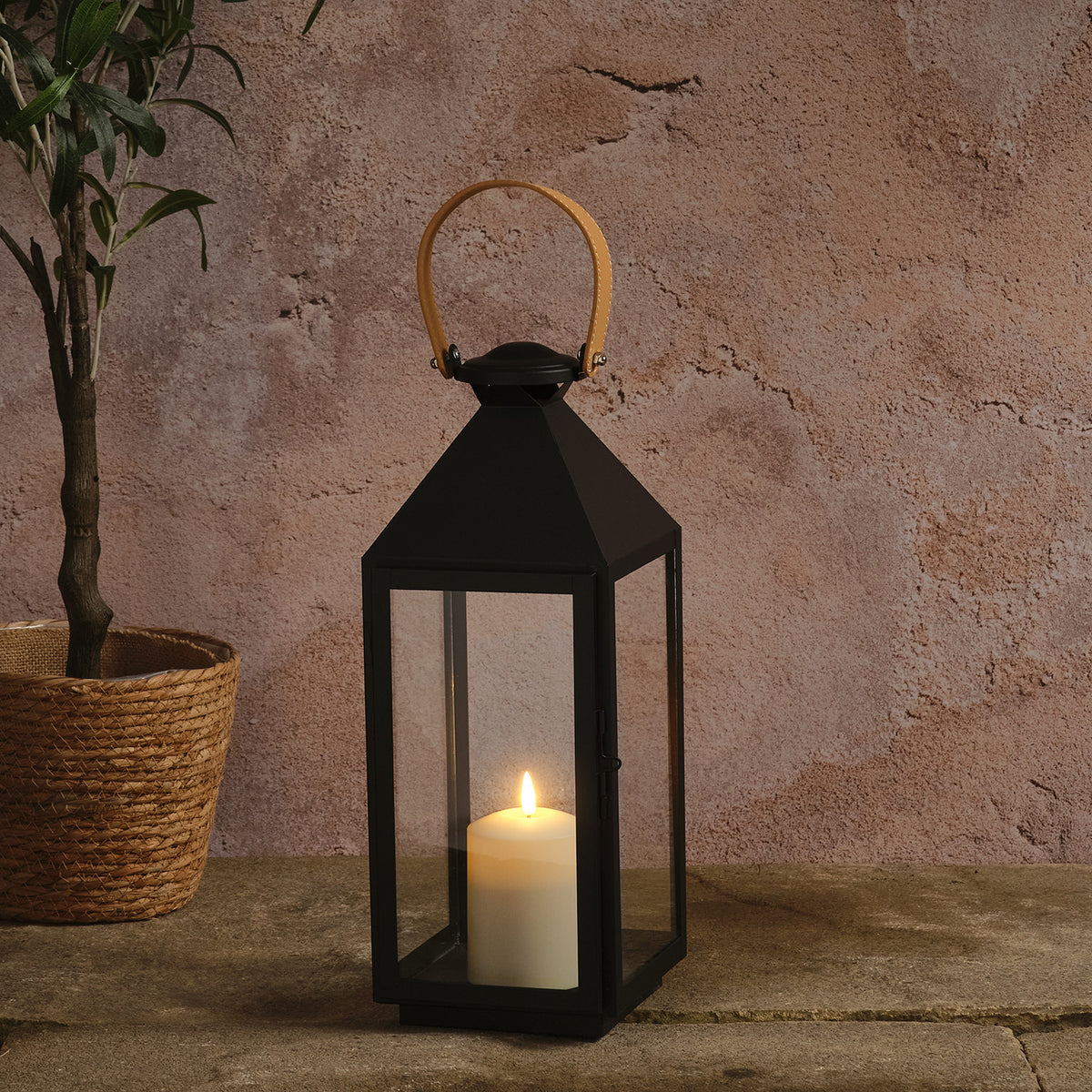 Schwarze „Brixham“ TruGlow® LED-Laterne mit Ledergriff