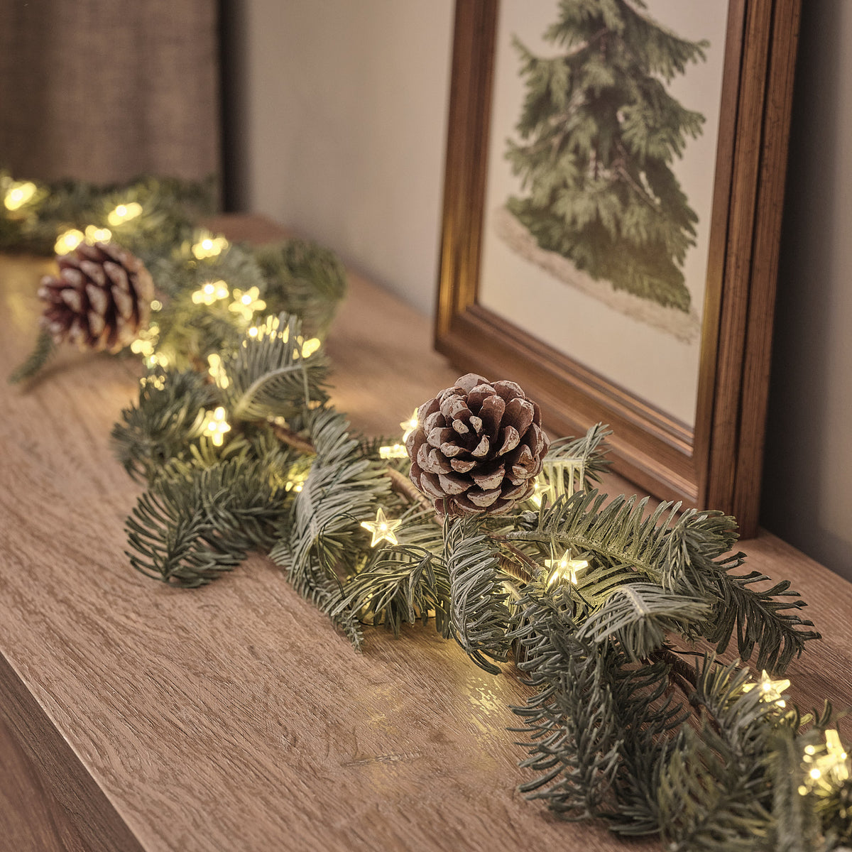 Once Upon a Star LED-Weihnachtskranz und LED-Girlande im Set