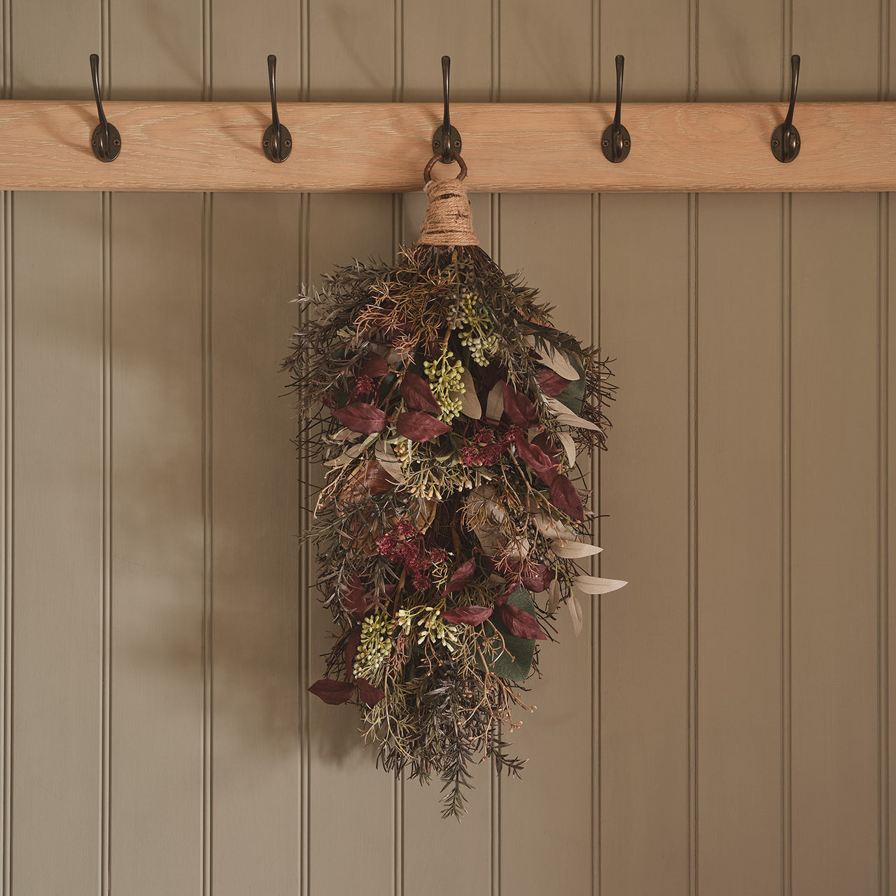 LL-WR25007DE_Set_aus_Kranz_Wandstrauss_fuer_Herbst_und_Winter_mit_integrierter_Beleuchtung_10