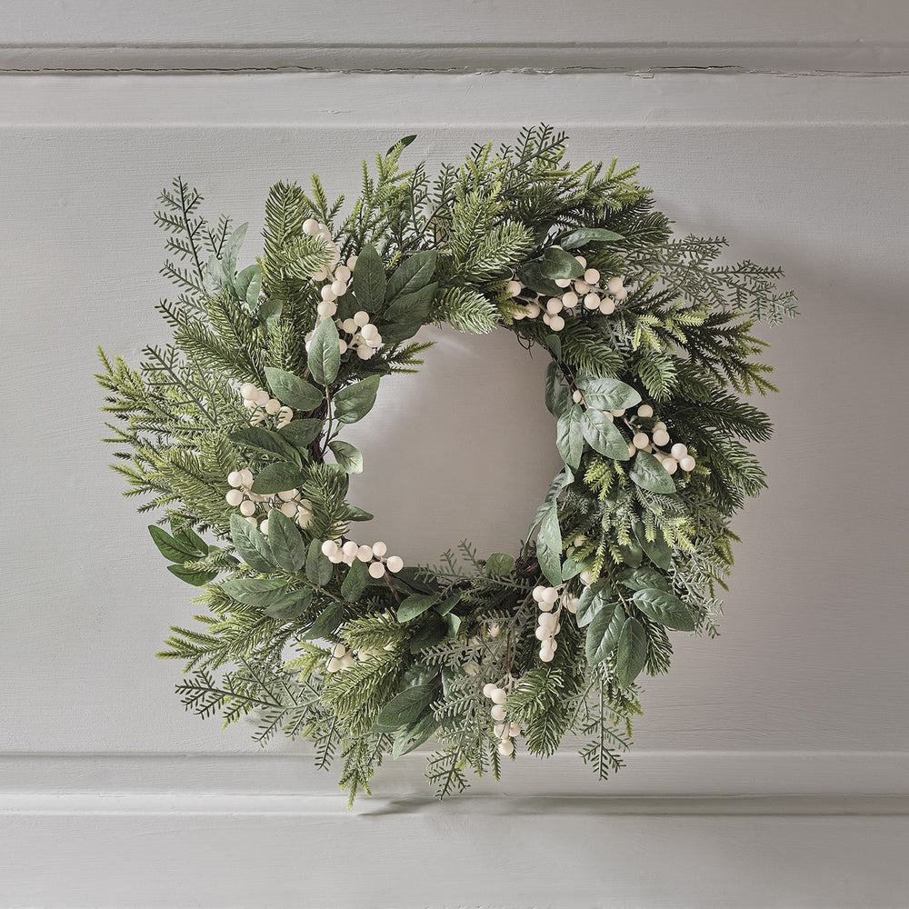 40cm Weihnachtskranz weiße Beeren mit Beleuchtung