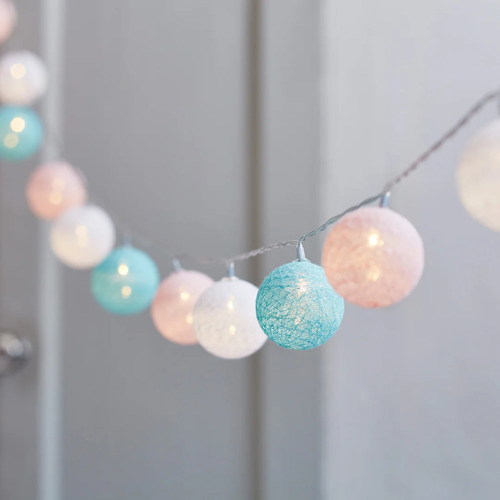 20er LED Cotton Ball Lichterkette Batterie pastell