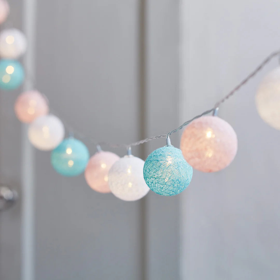 20er LED Cotton Ball Lichterkette Batterie pastell