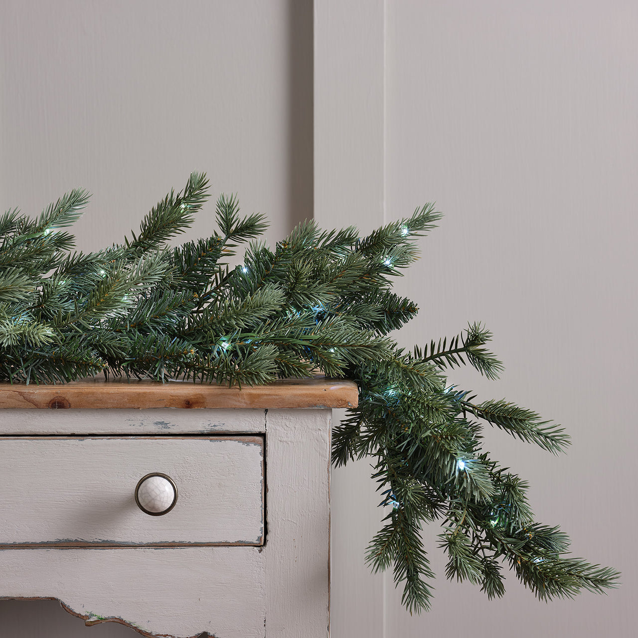 1,5m Bicolor LED Weihnachtsgirlande Tannenzweige