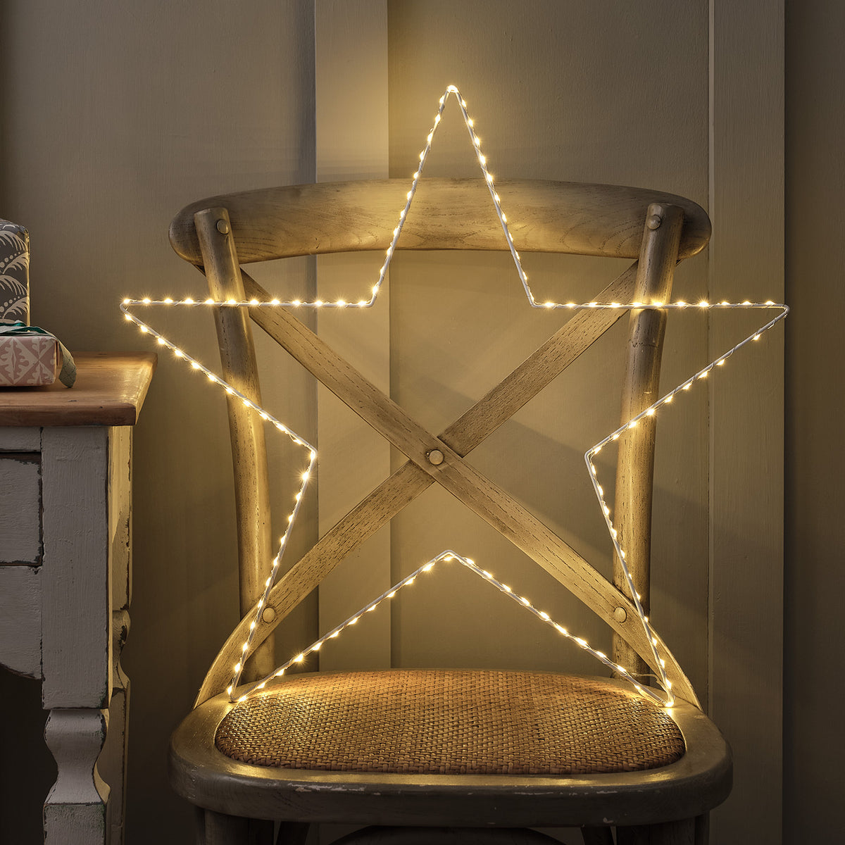 Großer 60 cm Osby LED-Leuchtstern mit zweifarbiger Beleuchtung
