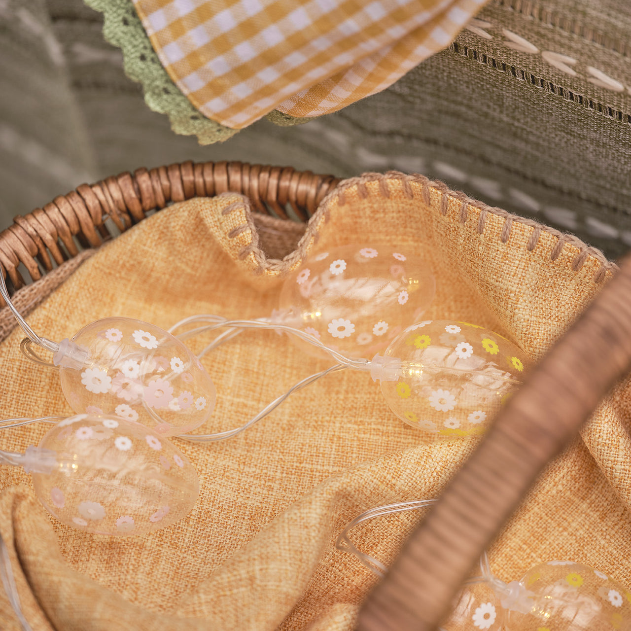 10er batteriebetriebene warmweiße Ostereier LED-Lichterkette