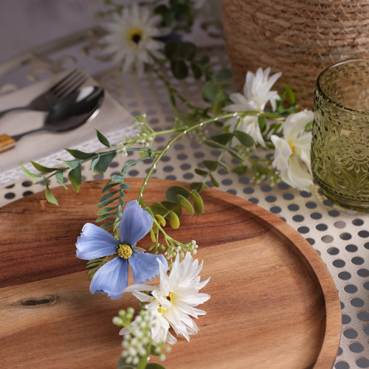 LED-Blumengirlande mit warmweißen Mikro-LEDs in Blau & Weiß