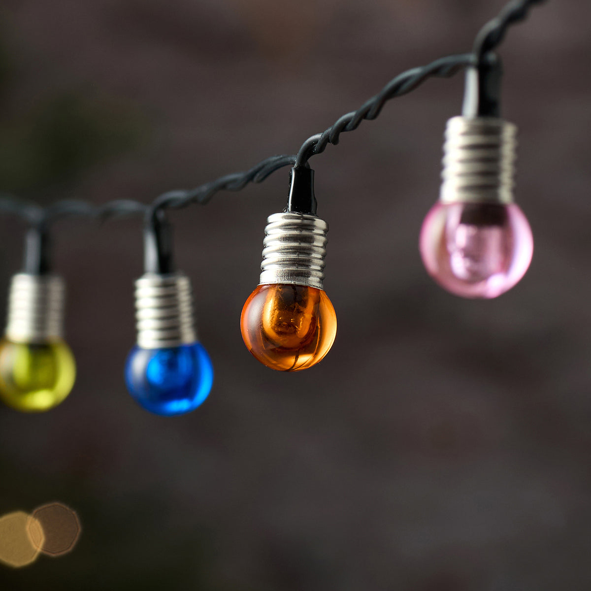 Bunte 50er LED-Kugel-Lichterkette für außen mit Timer