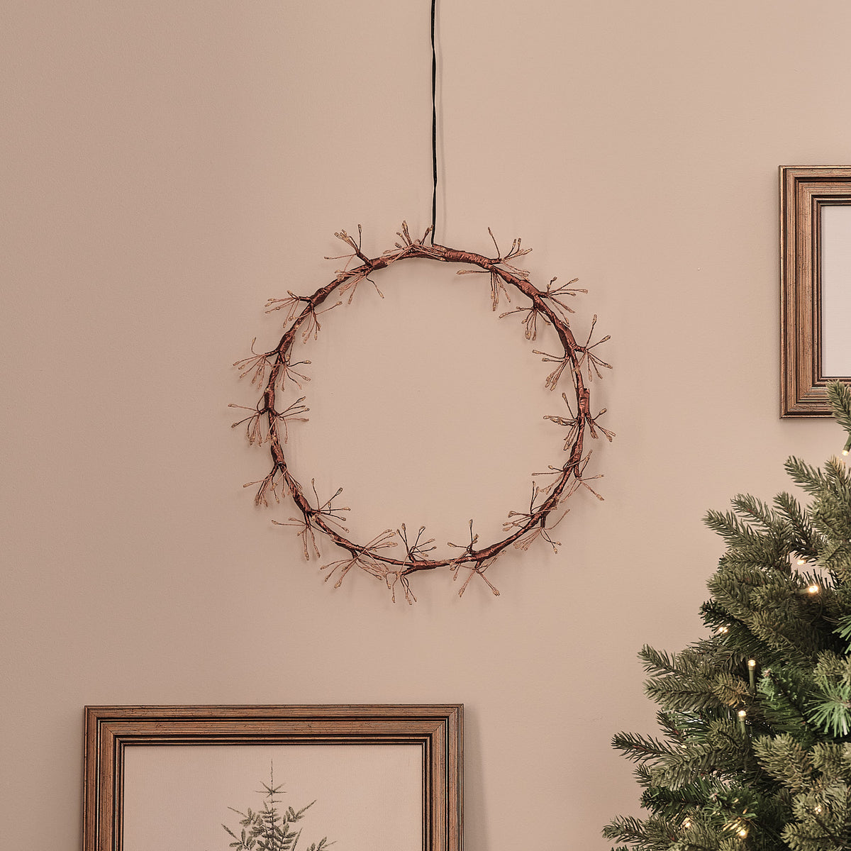 Goldener Starburst LED-Lichterkranz außen mit 256 Mikro-LEDs 25 cm