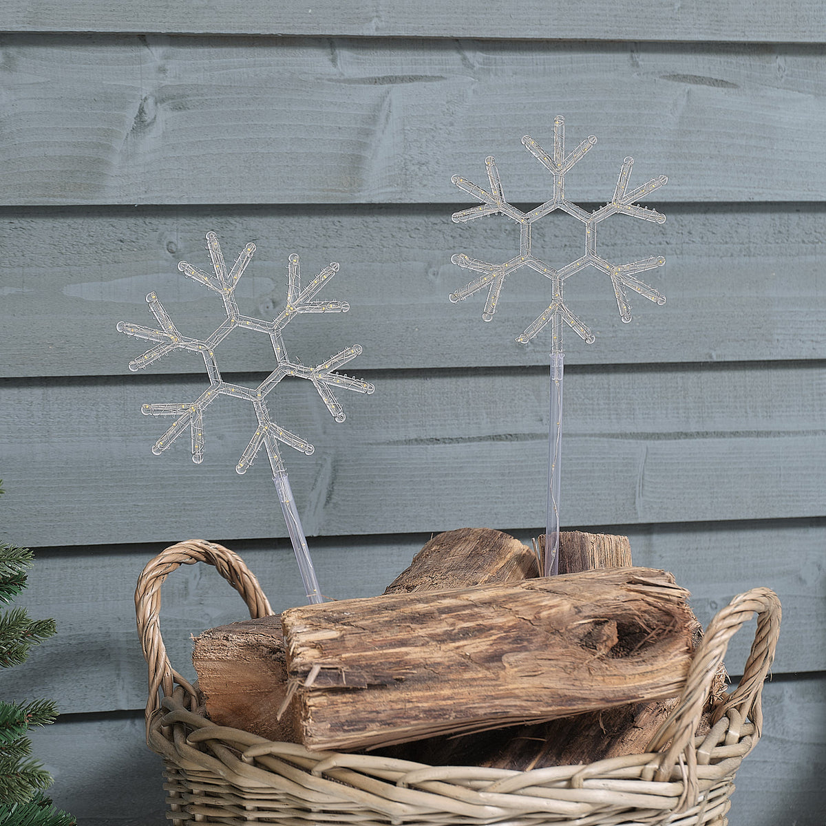 2er-Set LED-Gartenstecker Schneeflocke mit 124 LEDs