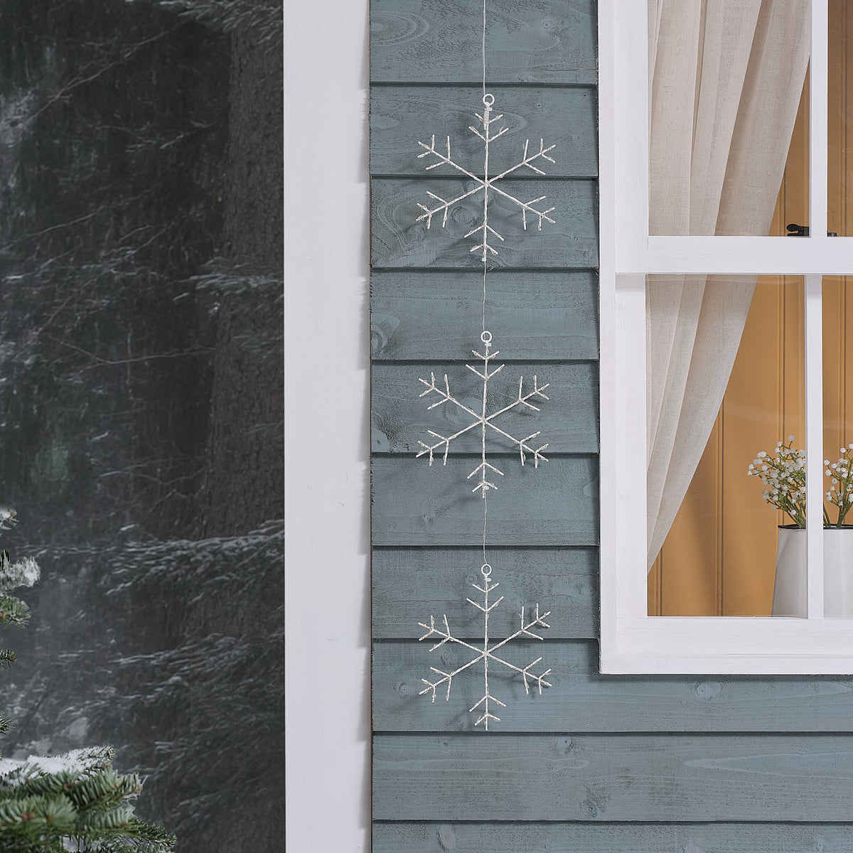 Hängende Osby LED-Schneeflocken außen in Warmweiß mit 130 Mikro-LEDs