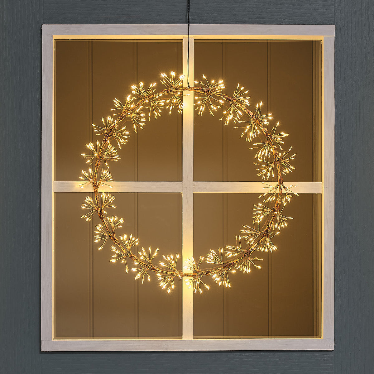 35 cm LED-Starburst-Kranz außen in Gold mit 352 warmweißen Mikro-LEDs