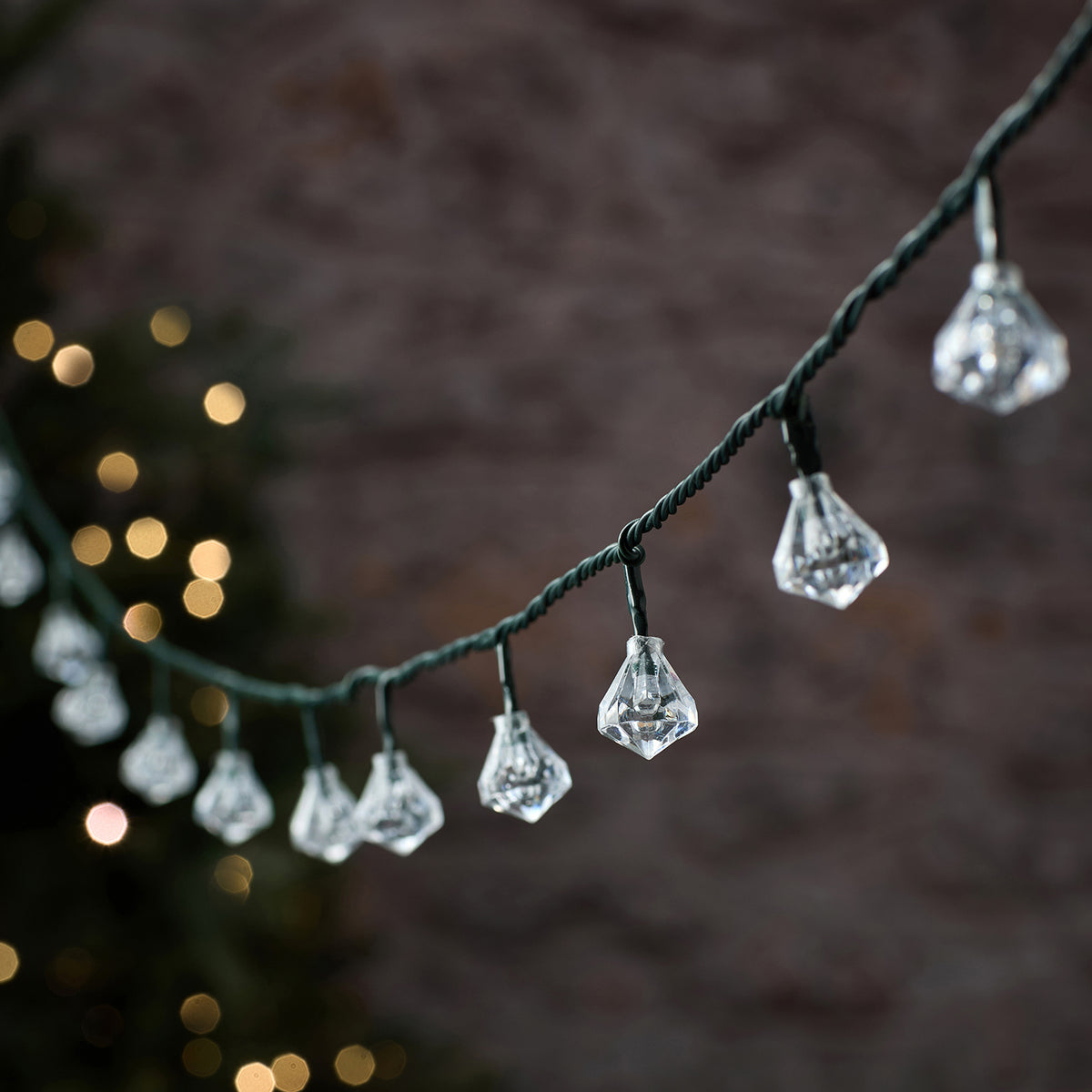 15m 150er Diamant LED-Lichterkette außen in Warmweiß und Weiß