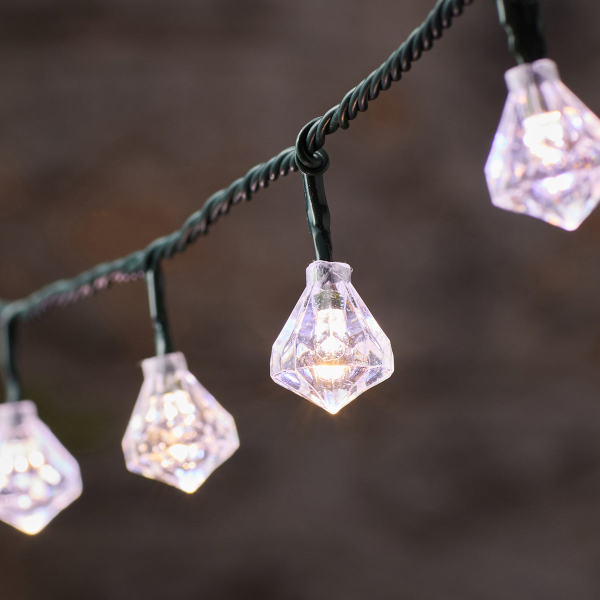 15m 150er Diamant LED-Lichterkette außen in Warmweiß und Weiß