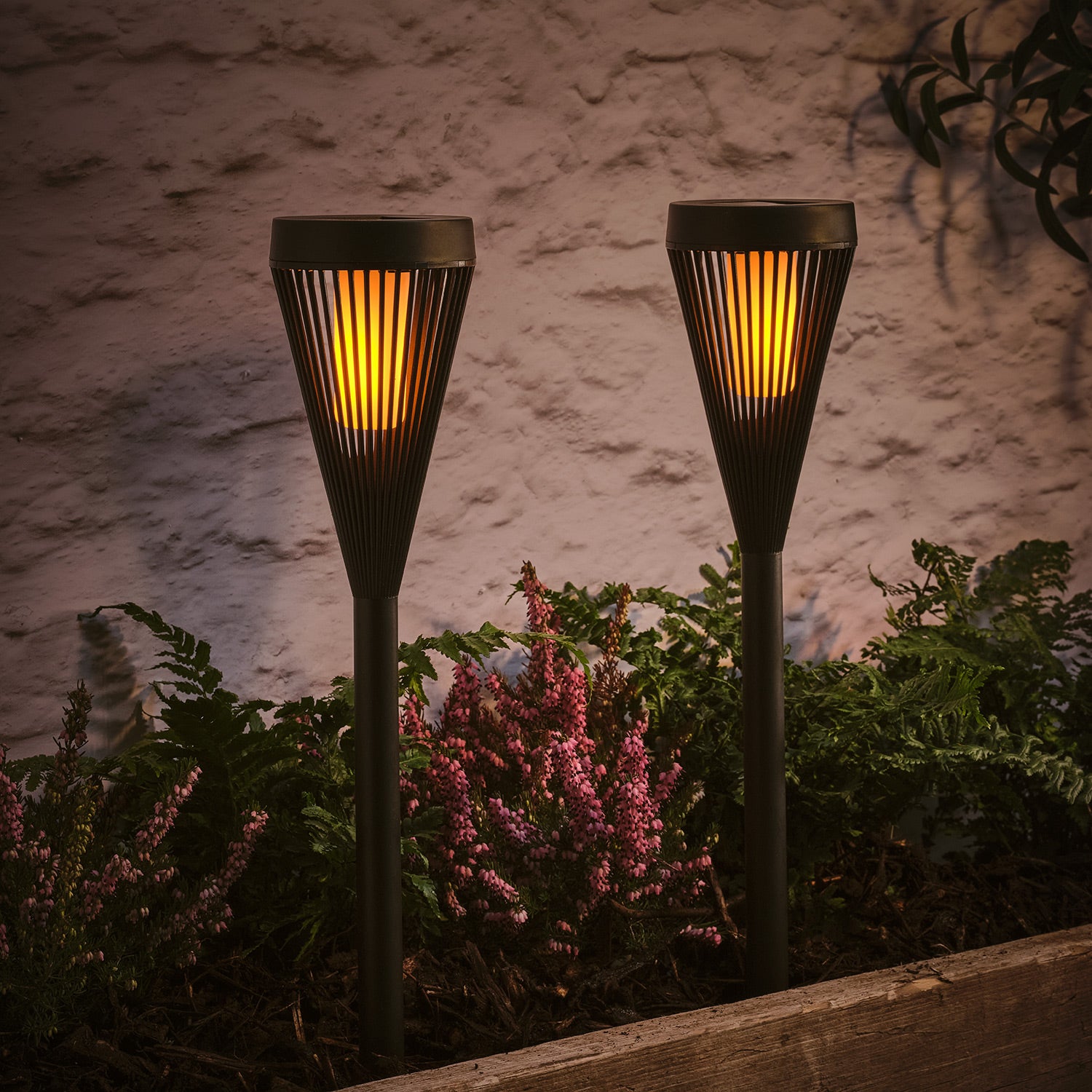 Lights4fun 6er Set LED Solar Gartenfackeln Bambus  82 Cm Solarleuchten  Outdoor Deko Solar Fackeln 82cm 6er Set