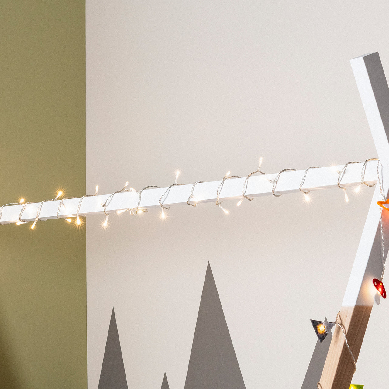 50er LED Lichterkette warmweiß transparentes Kabel