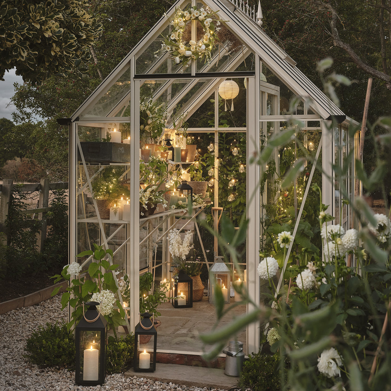 45cm LED‑Frühlingskranz mit Tulpen & Gänseblümchen in Gelb