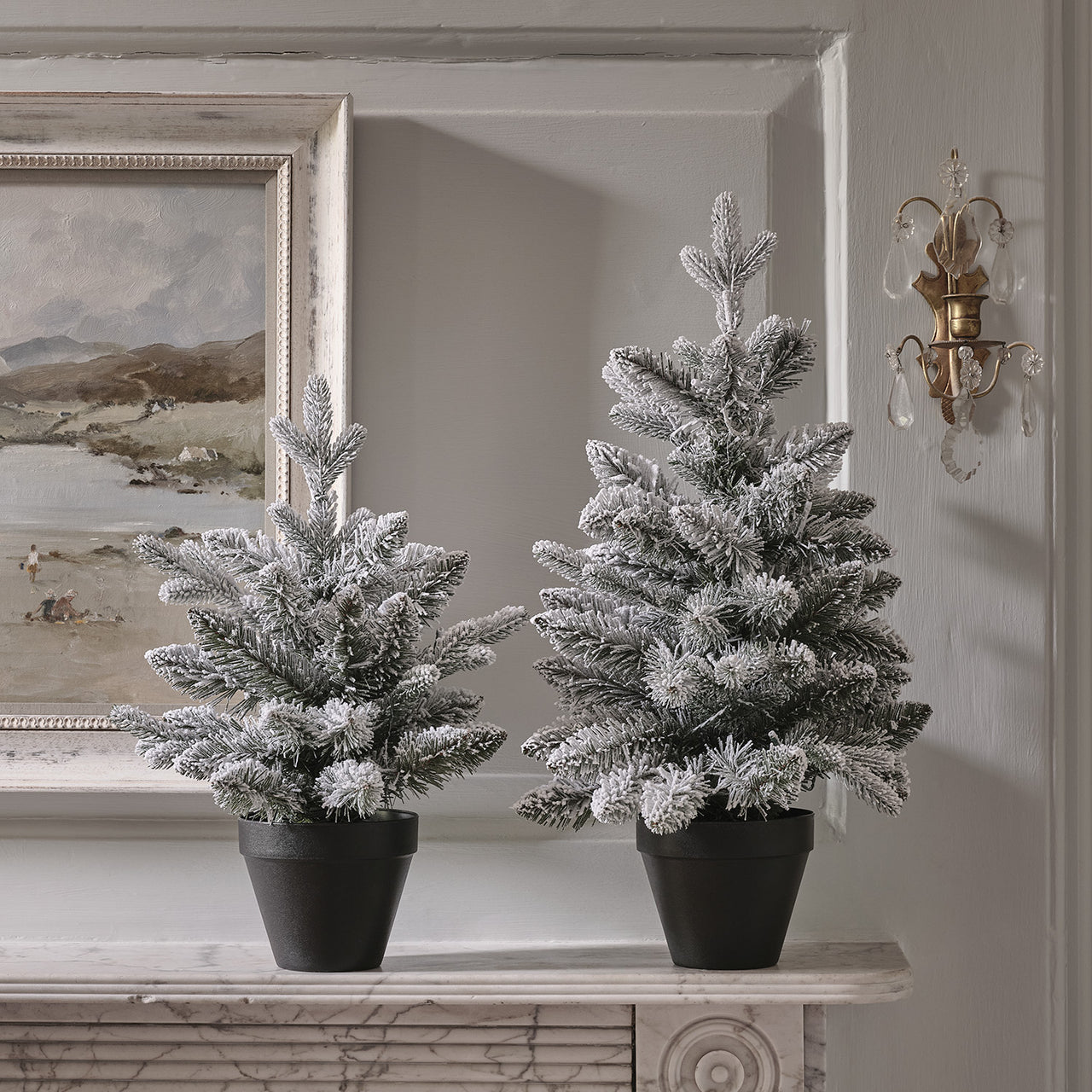 2er-Set innen vorgelichtete verschneite Weihnachtsbäume