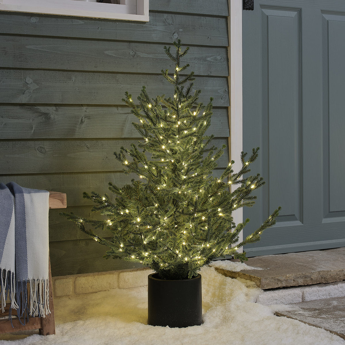 90cm beleuchteter Weihnachtsbaum im Topf mit 400 warmweißen Mikro-LEDs