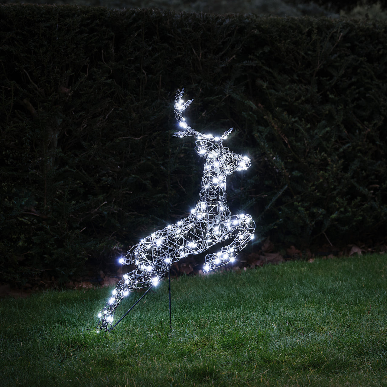 80cm Harlow LED Rentier aus Rattan